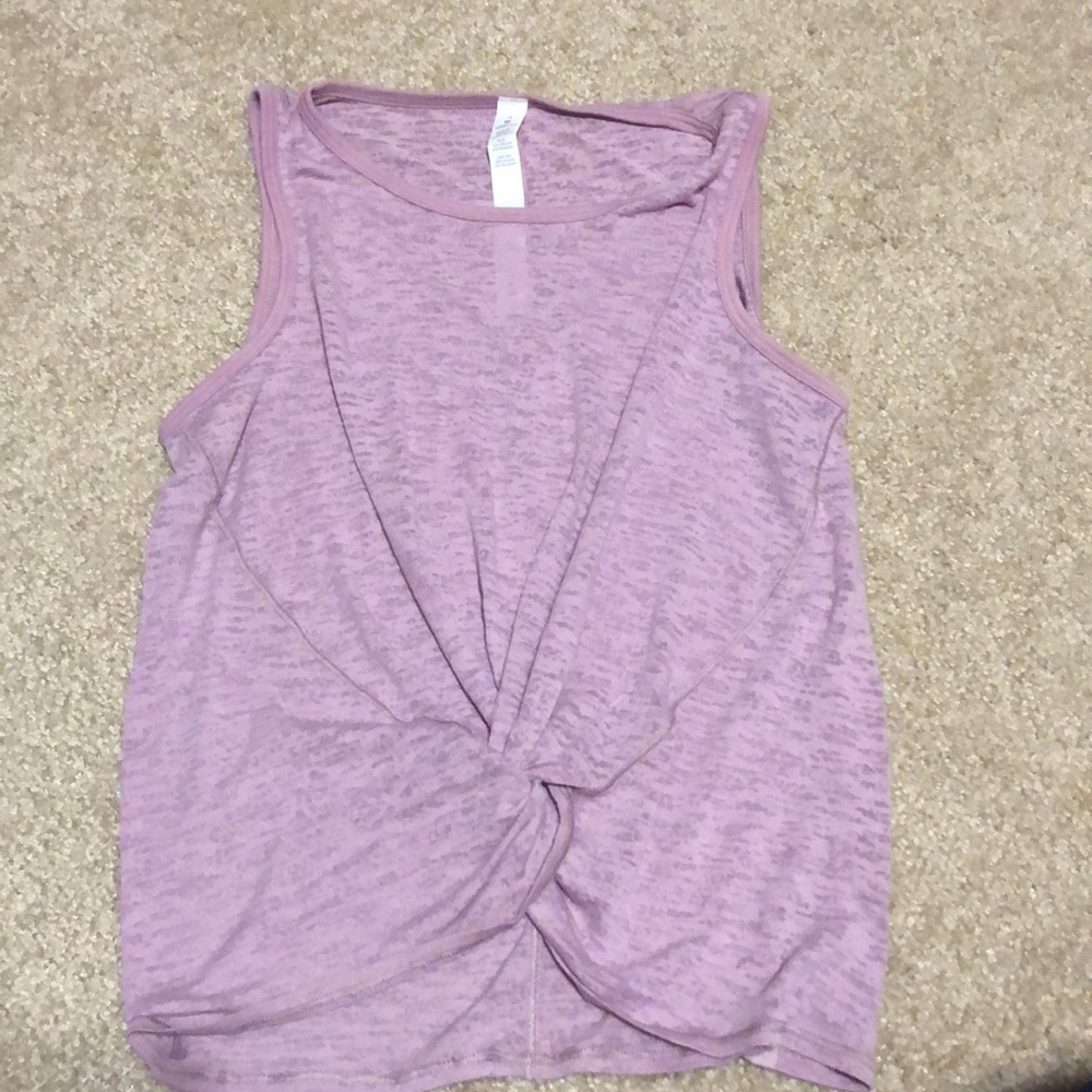Lululemon crop top